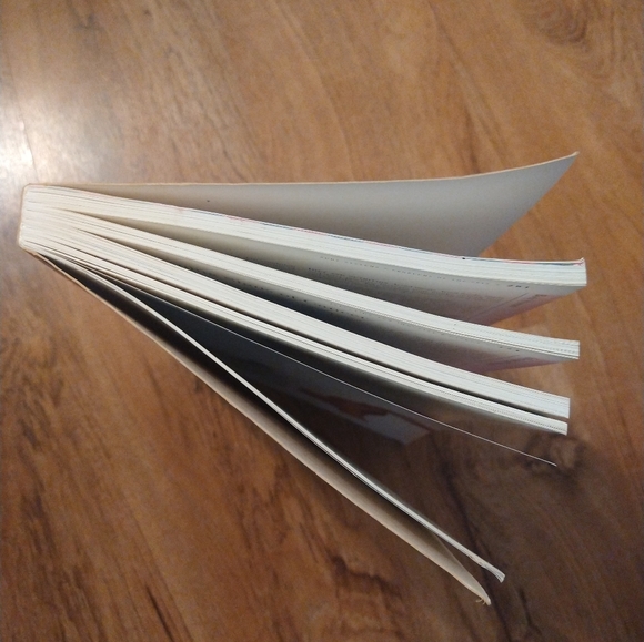 The Complete Family Guide to Alternative Medicine 📚🌱 illustrated. - Picture 6 of 9